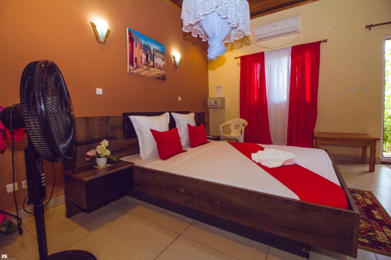 Hotel National Ambilobe Bagian luar foto