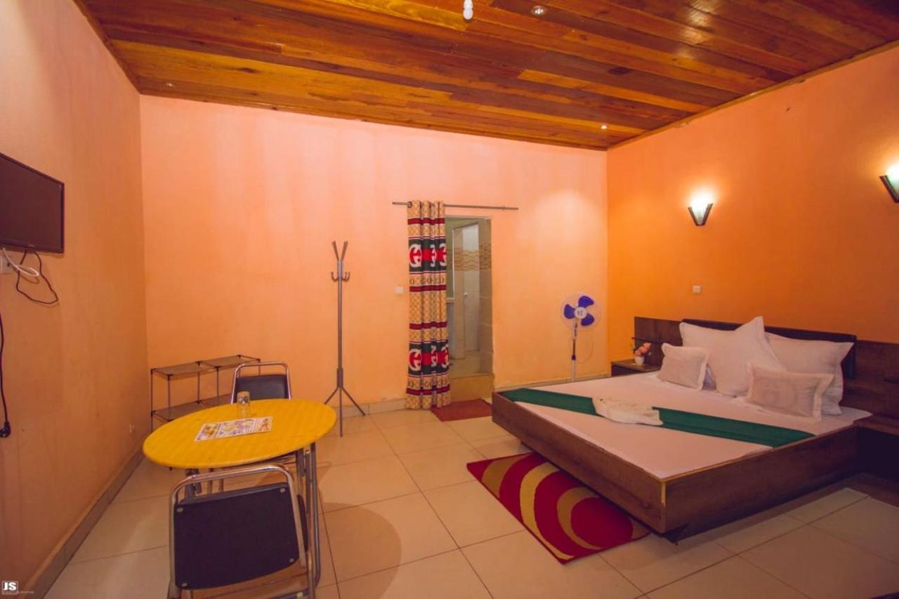 Hotel National Ambilobe Bagian luar foto